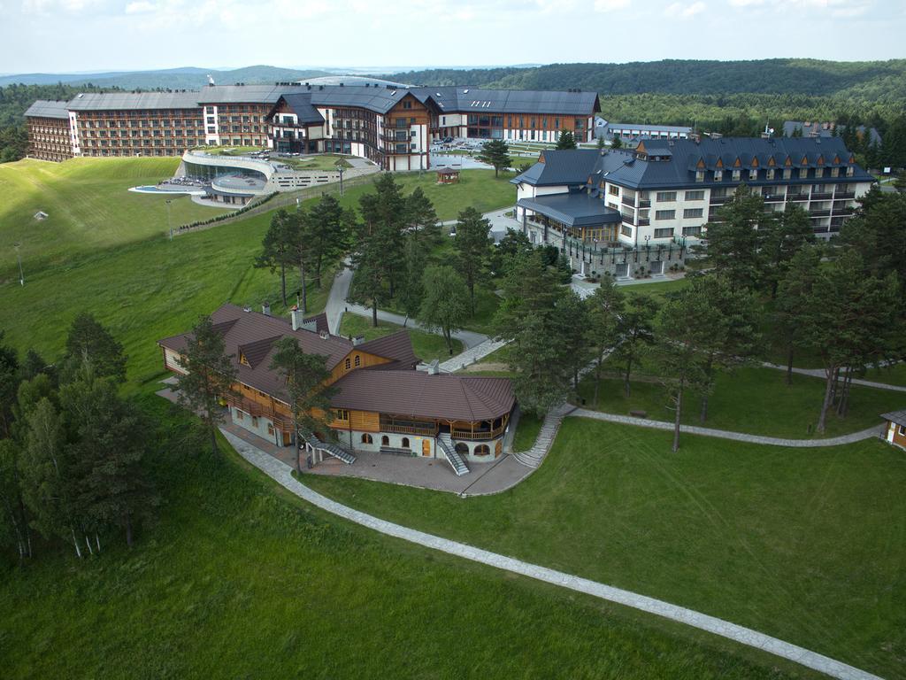 Hotel Арламув Екстер'єр фото