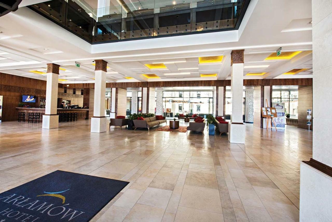 Hotel Арламув Екстер'єр фото