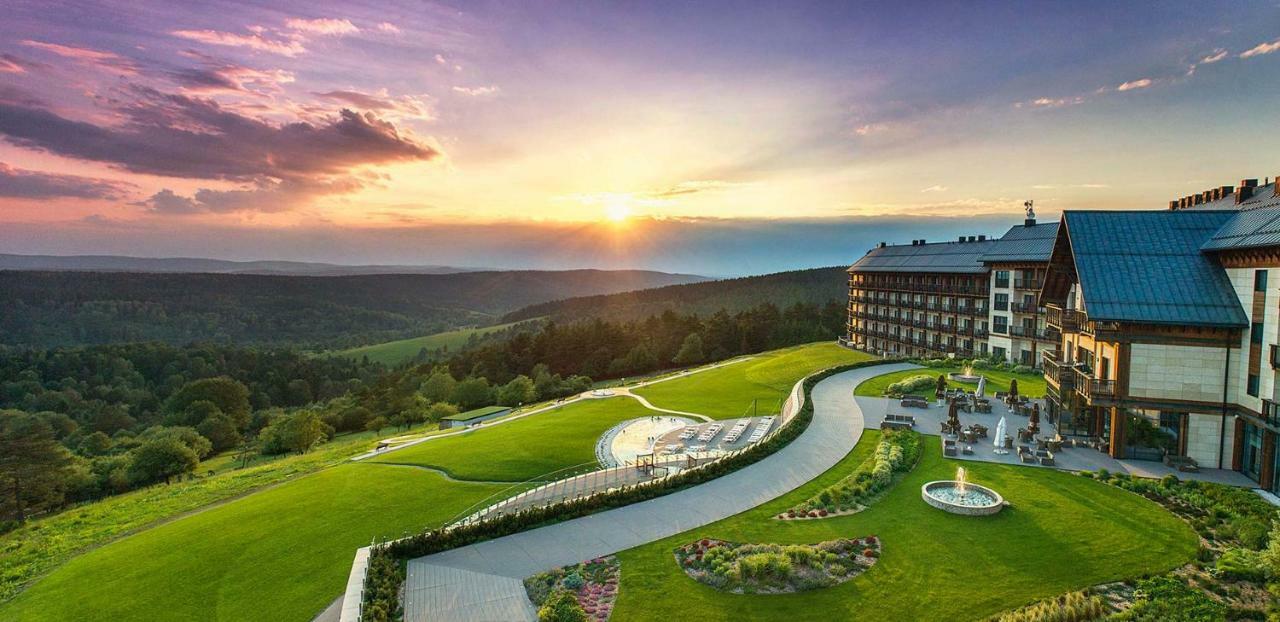 Hotel Арламув Екстер'єр фото